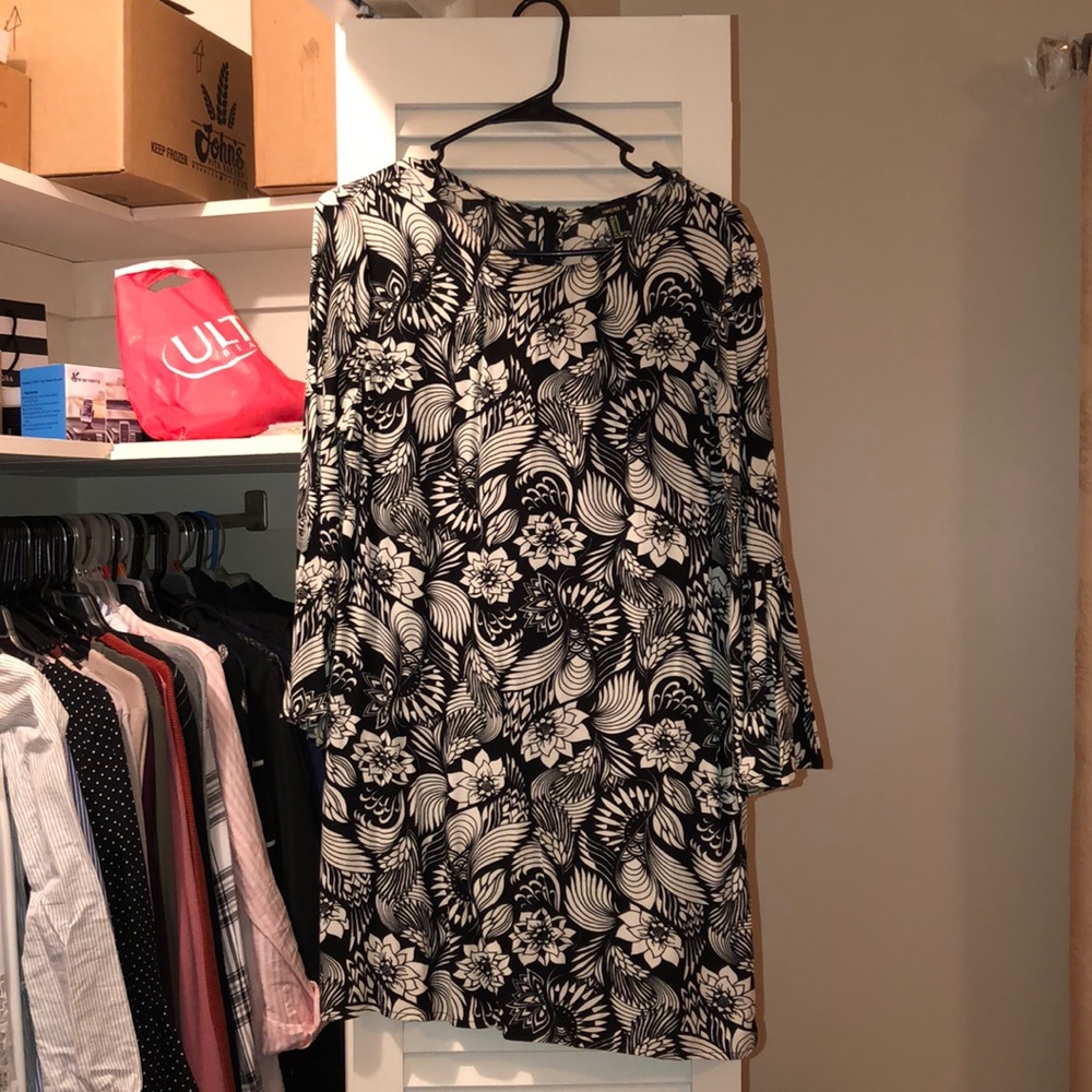 Long sleeve midi dress